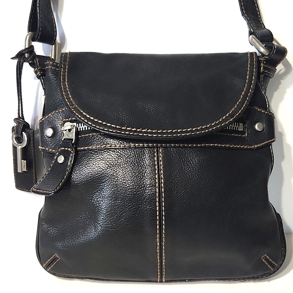 Fossil Handbags - Fossil Vintage Black Pebbled Leather Crossbody Shoulder Bag Purse EUC